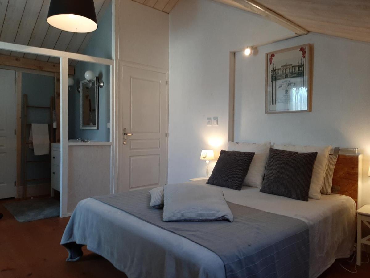 Appartements D'Hotes La Foulonnerie Mios Exterior foto