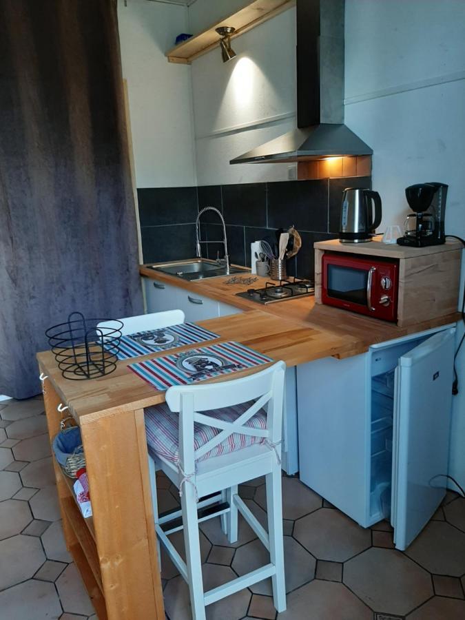 Appartements D'Hotes La Foulonnerie Mios Exterior foto