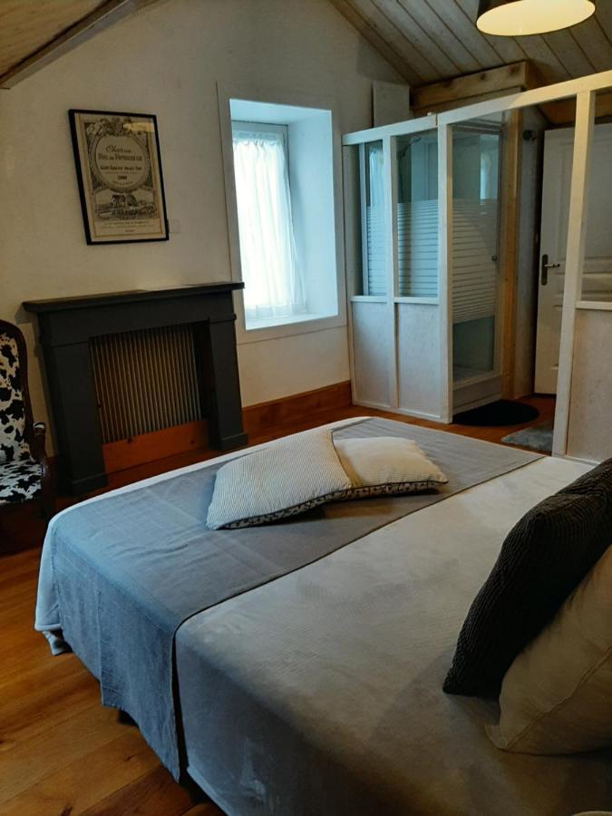 Appartements D'Hotes La Foulonnerie Mios Exterior foto